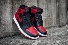 Air Jordan 1 Retro "Banner"