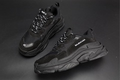 Balenciaga Triple S Black