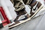 Air Jordan 1 Mid x Travis Scott