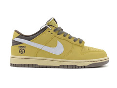 Nike Dunk Low "Bumblebee"