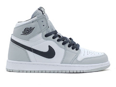 Air Jordan 1 Retro Mid 'Smoke Grey'