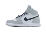 Air Jordan 1 Retro Mid 'Smoke Grey'