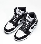 Air Jordan 1 High black white