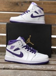 Air Jordan 1 Mid white purple