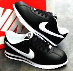 Nike Cortez black white