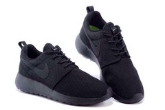 Nike Roshe Run black